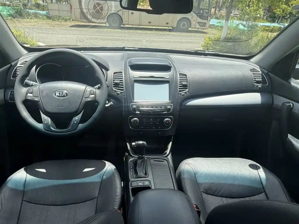Sorento 2.2 T 7-seat Diesel Luxury