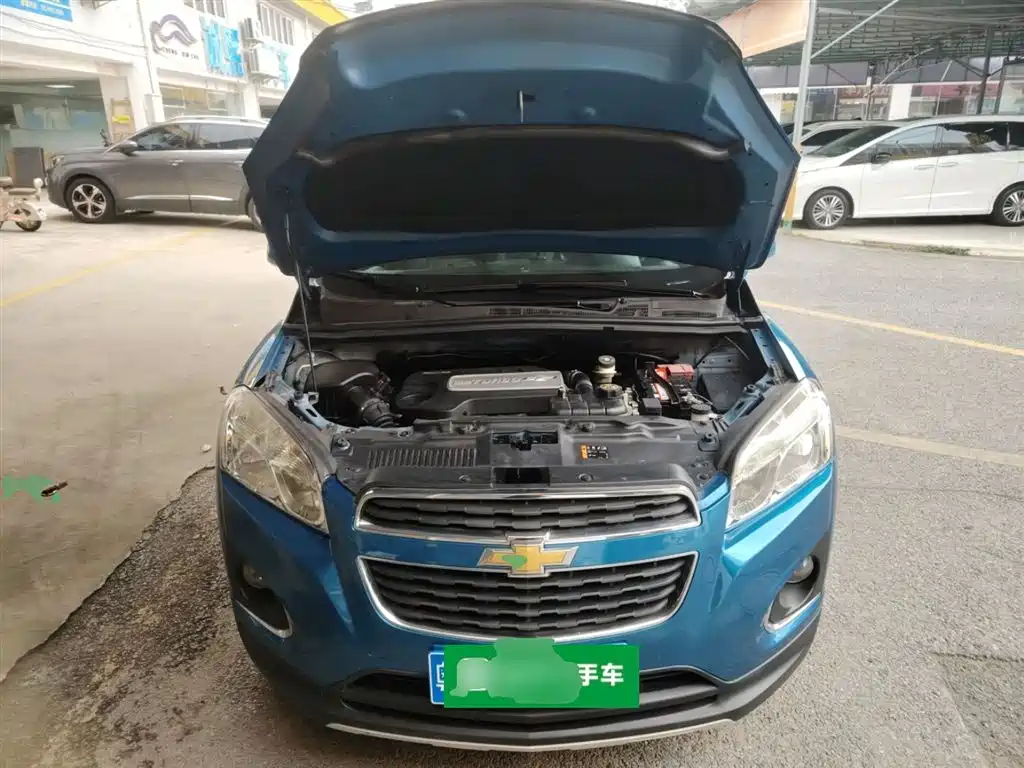 Tracker 1.4 T Auto 2 WD Luxury
