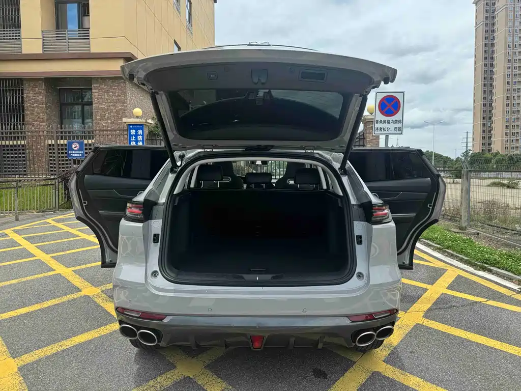 Changan UNI-K 2.0 T Distinguished