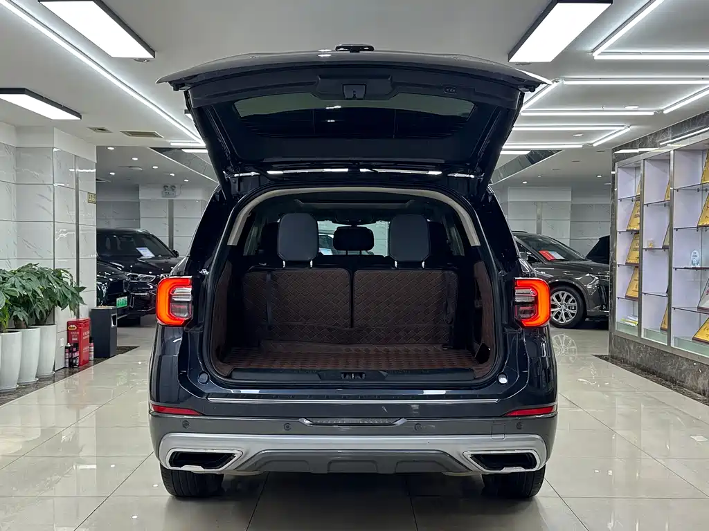 Explorer EcoBoost 285 4 WD Titanium 7-seat