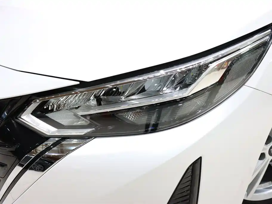 Sylphy 1.6 L CVT Sincere