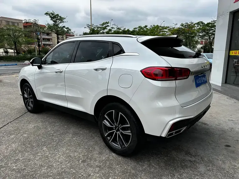 WEY VV5 1.5 T 2 WD Smart Pioneer