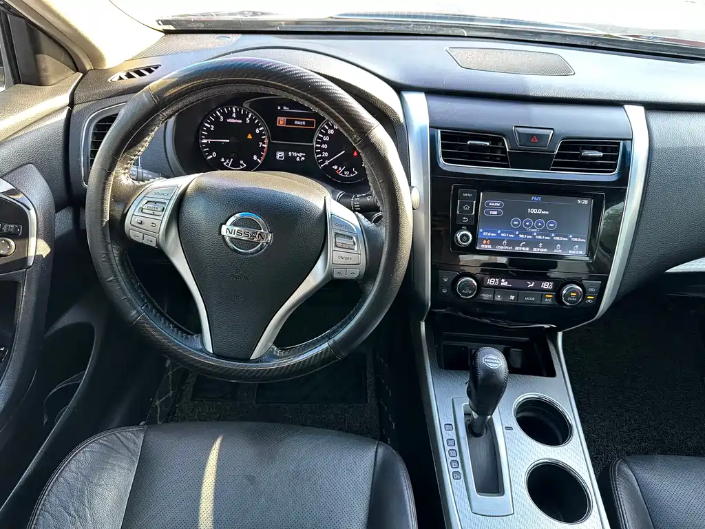 Teana Facelift 2.0 L XL Comfort