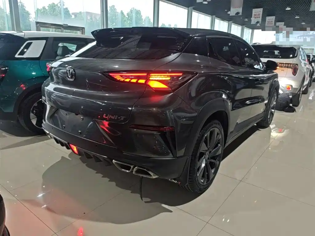 Changan UNI-T 1.5 T Distinguished