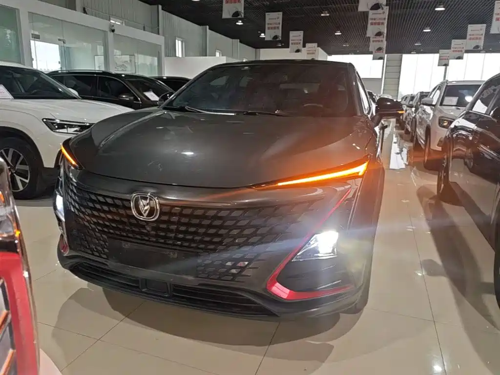 Changan UNI-T 1.5 T Distinguished