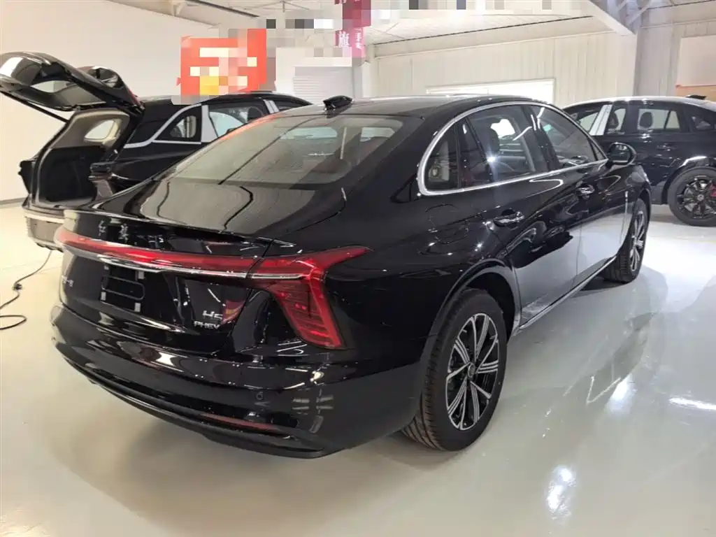 Hongqi H5 PHEV 130 Super Hybrid