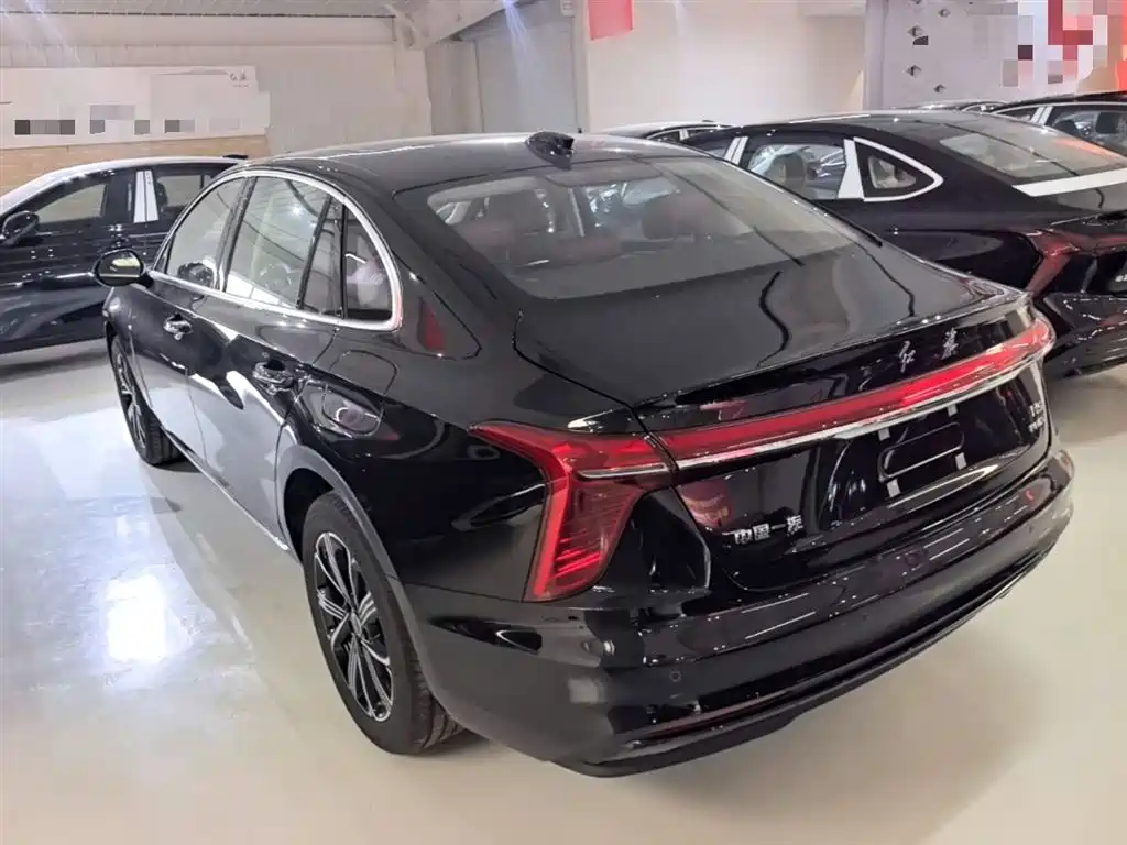Hongqi H5 PHEV 130 Super Hybrid
