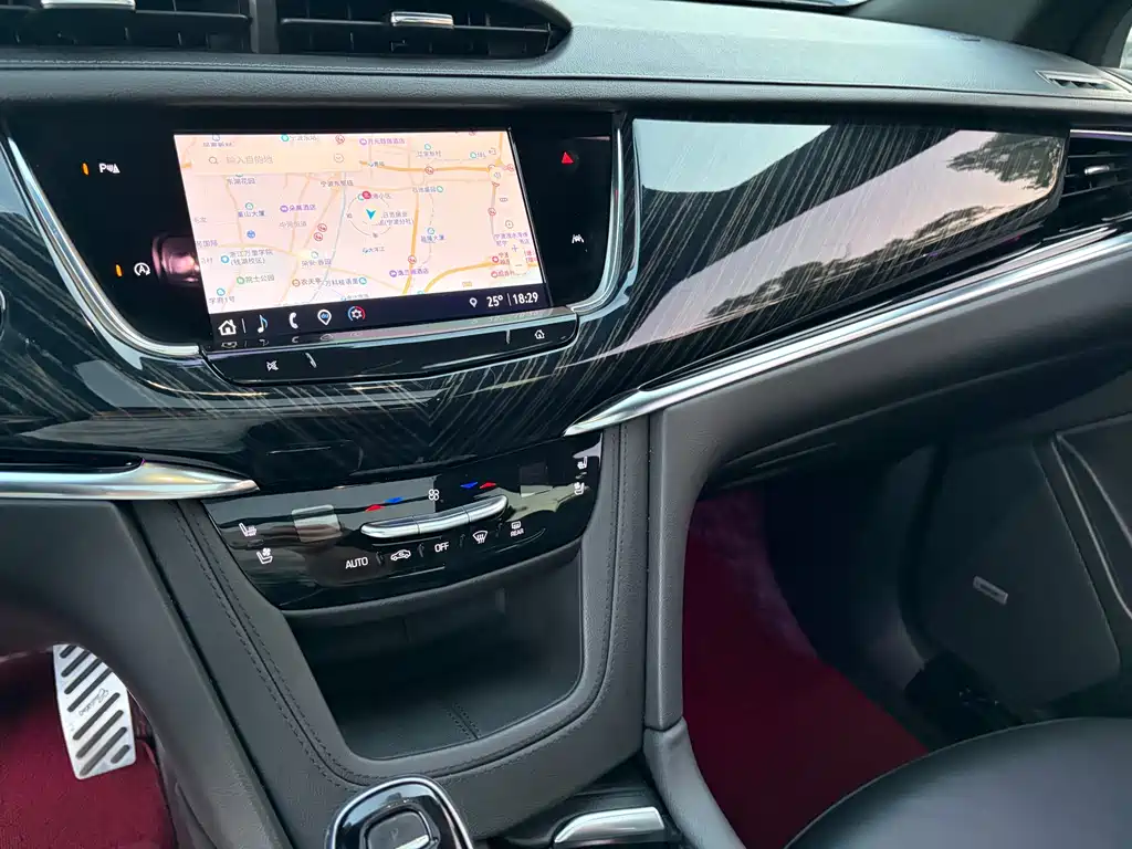 Cadillac XT6 2.0 T 6-seat 4 WD Luxury