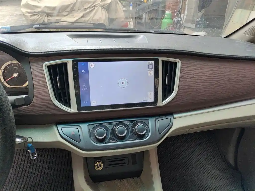 Lingzhi 菱智 2017款 M5 L 1.6 L 7座标准型