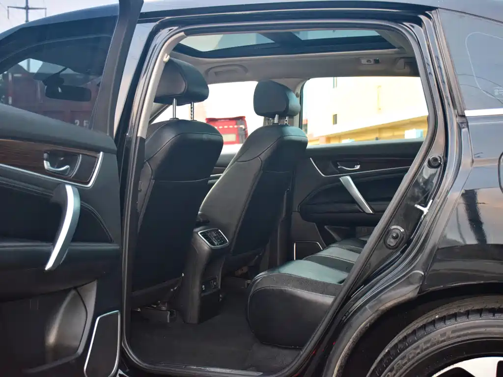 Avancier 240 TURBO 2 WD Comfort Enjoyment