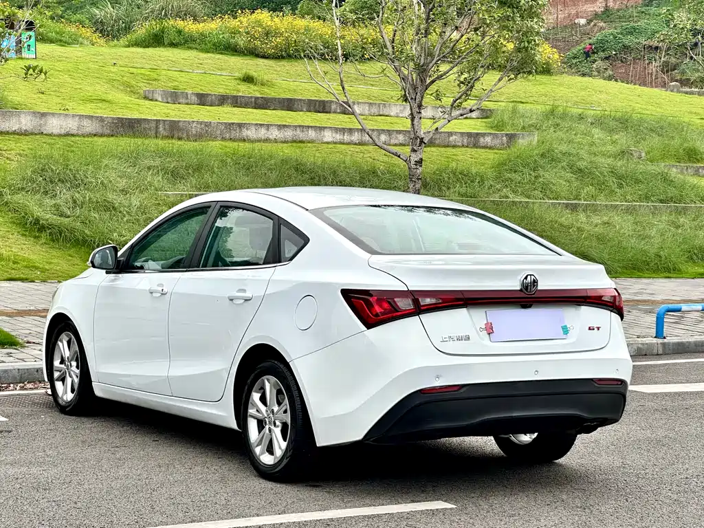 Ruixing 1.5 T Auto Value Luxury