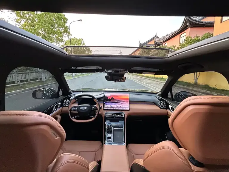 Geely Boyue L 4 th Gen 1.5 TD DCT Mountains Rivers