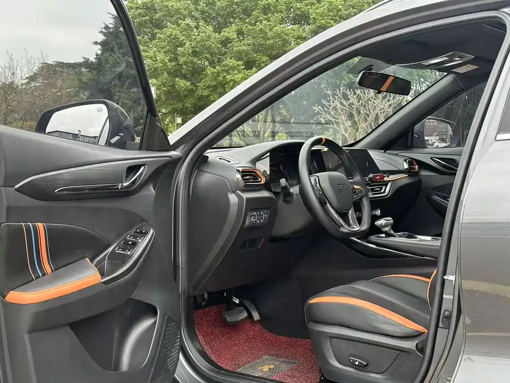 Changan Oshan X5 Sport 1.5 T DCT Hurricane Sonic