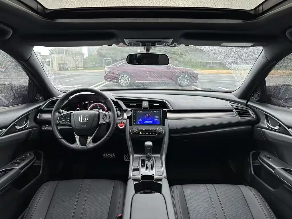 Civic HATCHBACK 220 TURBO CVT Trend Cool Control