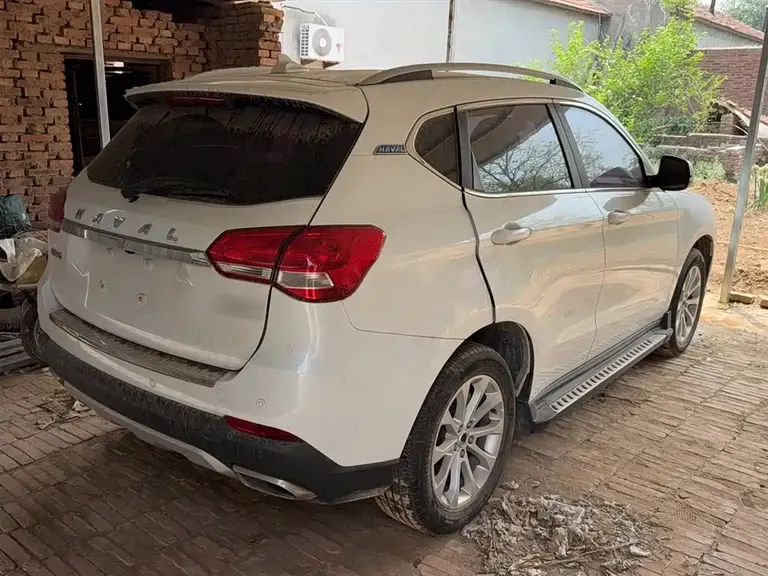 Haval H2 哈弗H2 2017款 蓝标 1.5 T 手动两驱豪华型