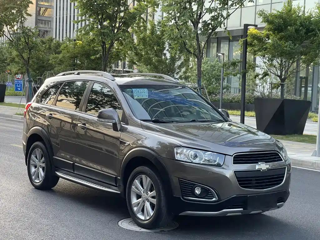 Captiva 2.4 L 4 WD Flagship 7-seat