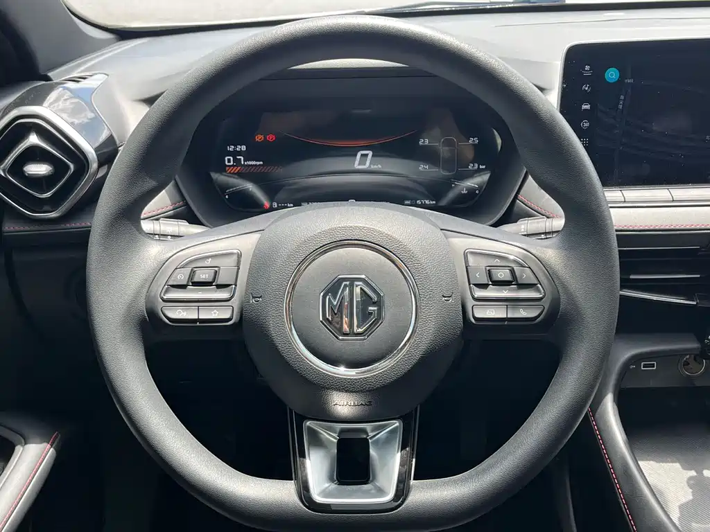 MG5 300 TGI DCT Flagship