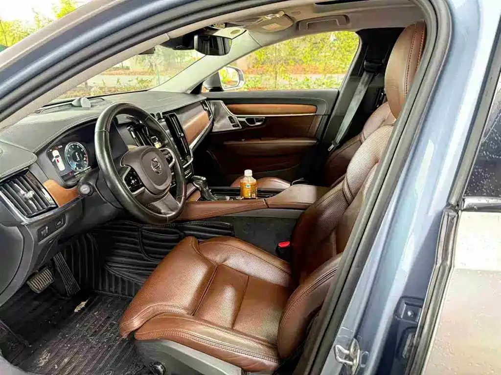 Volvo S90 T5 Smart Supreme