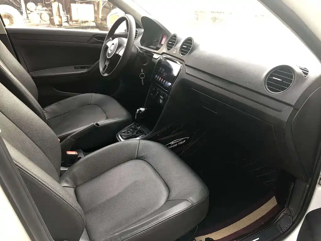 Jetta 1.6 L Auto Fashion