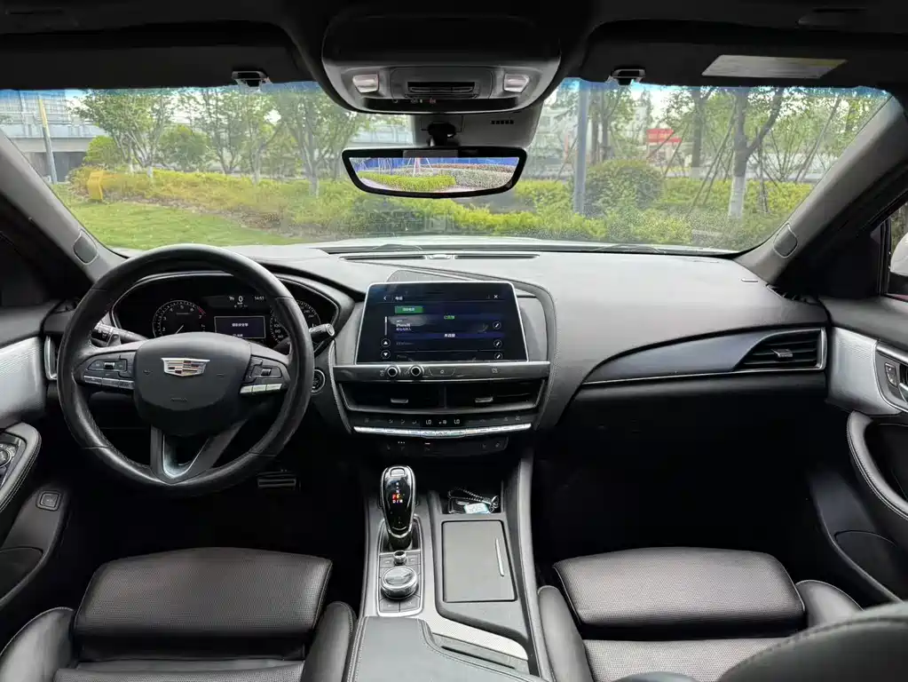Cadillac CT5 Facelift 28 T Leading Sport