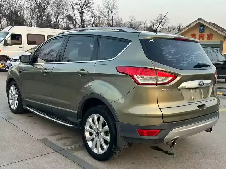 Ford Kuga 1.5 L GTDi 2 WD Comfort