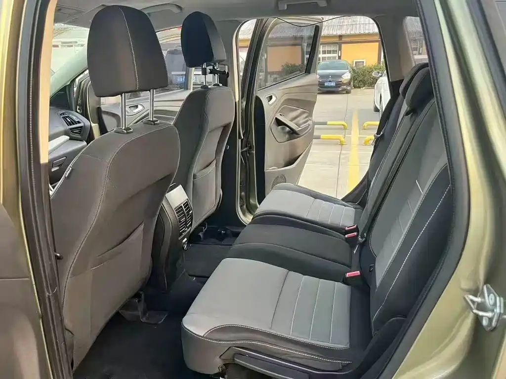 Kuga 1.5 L GTDi 2 WD Comfort