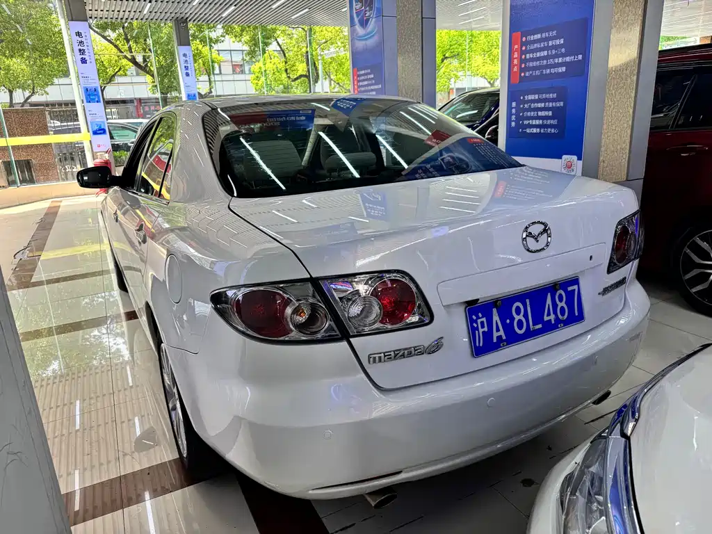 Mazda 6 2.0 L Auto Fashion