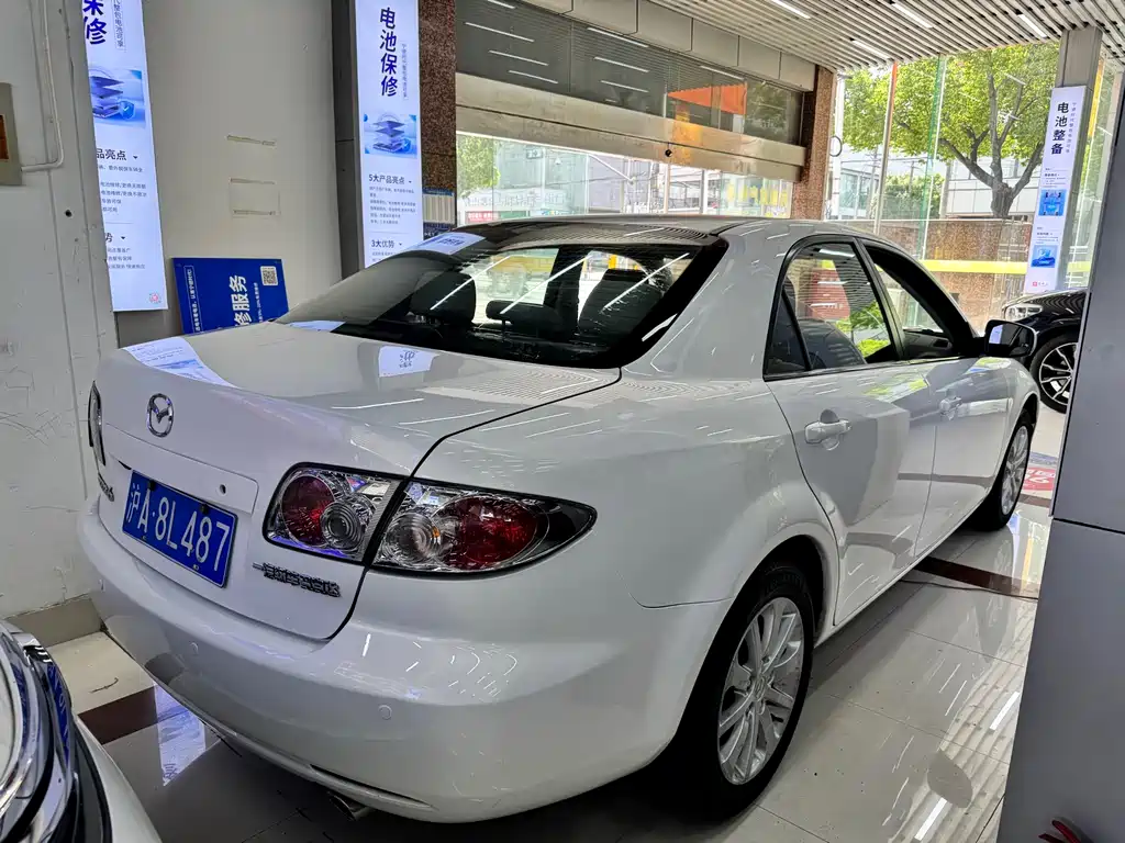 Mazda 6 2.0 L Auto Fashion