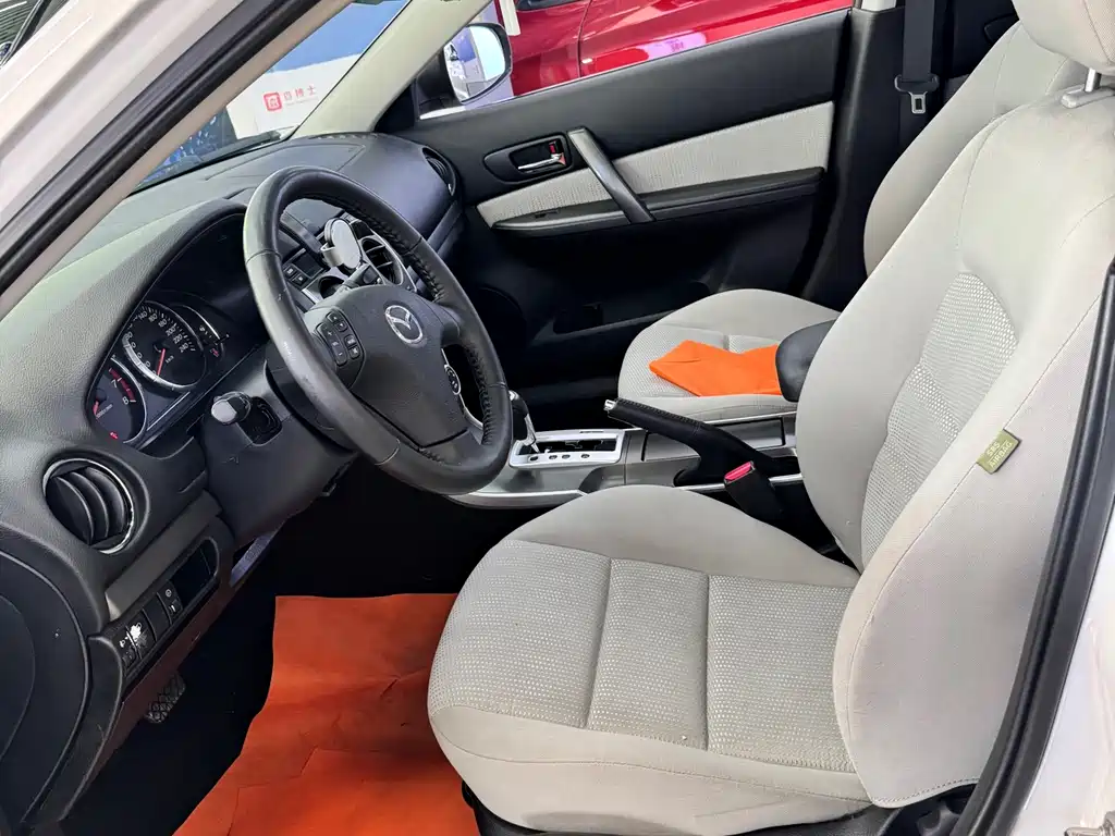 Mazda 6 2.0 L Auto Fashion