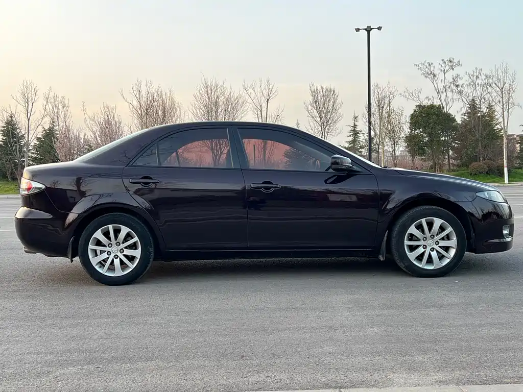 Mazda 6 2.0 L Auto Fashion