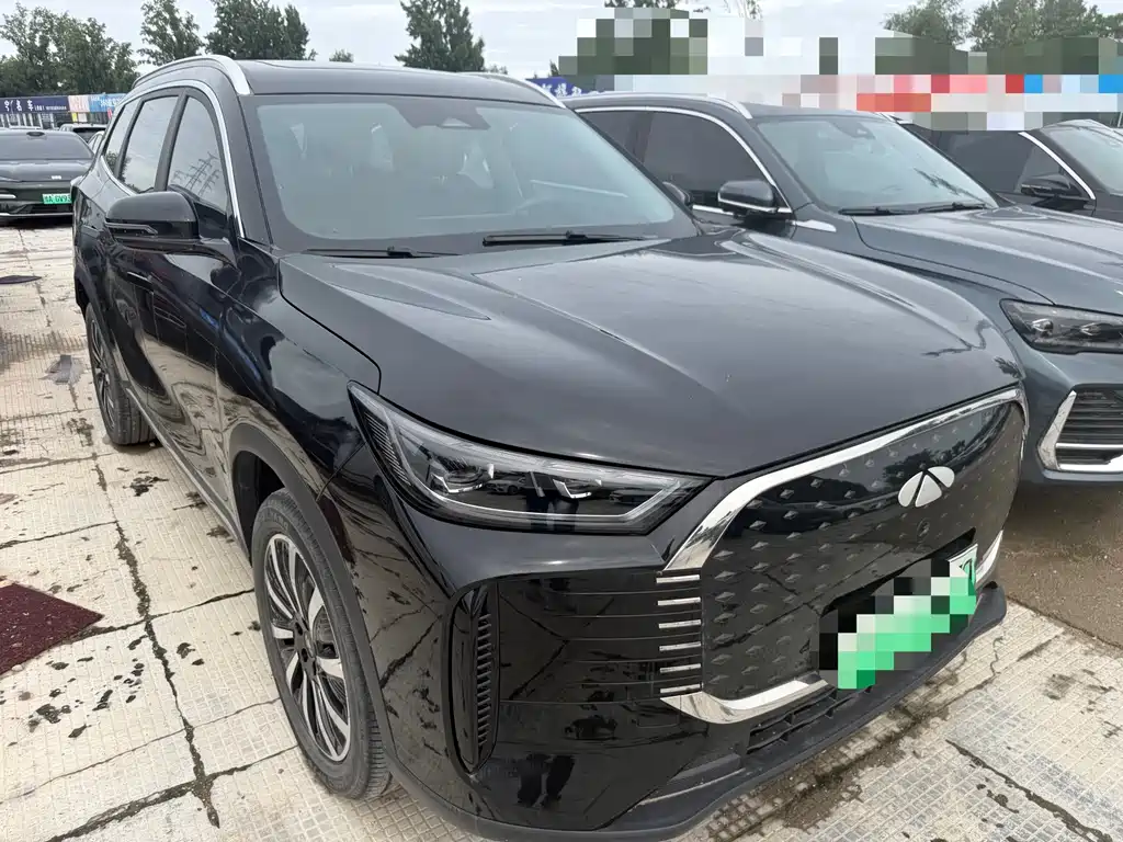 Fengyun T8 风云T8 2025款 1.5 T 130 km 舒适版 7座