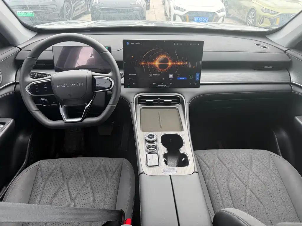 Fengyun T8 风云T8 2025款 1.5 T 130 km 舒适版 7座