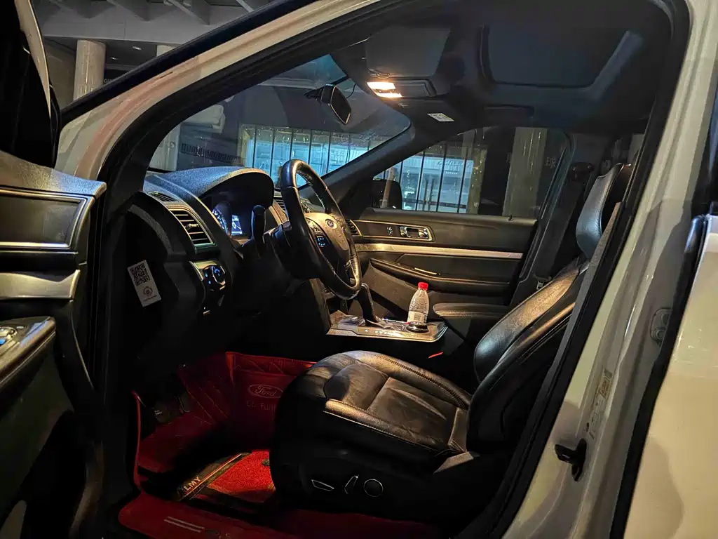 Explorer (Import) 2.3 T Style