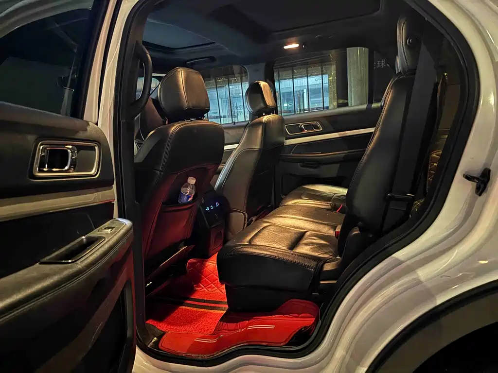 Explorer (Import) 2.3 T Style