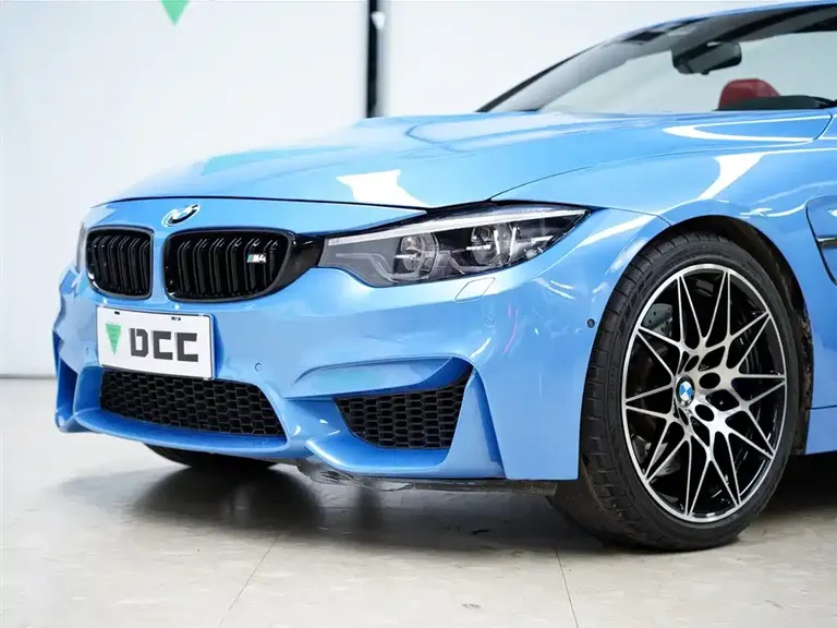 BMW M4 M4 Convertible Coupe