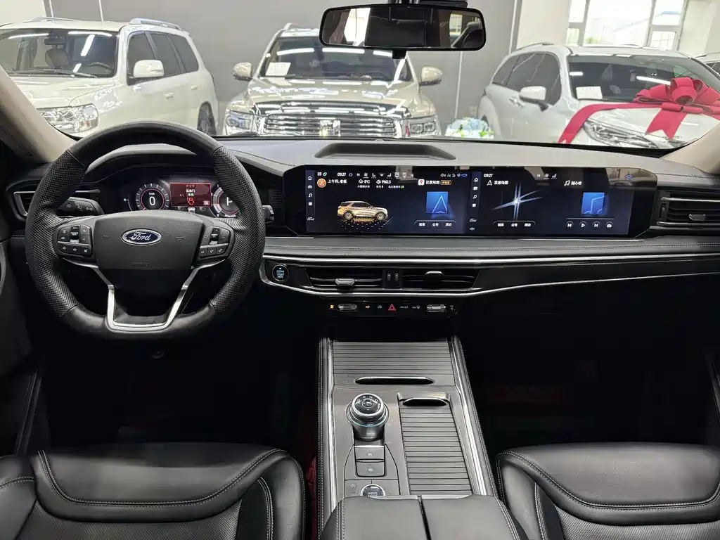 Explorer EcoBoost 285 4 WD Style plus 7-seat