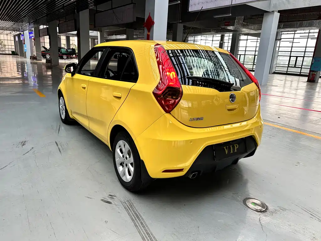 MG 3 1.5 L AMT Elite