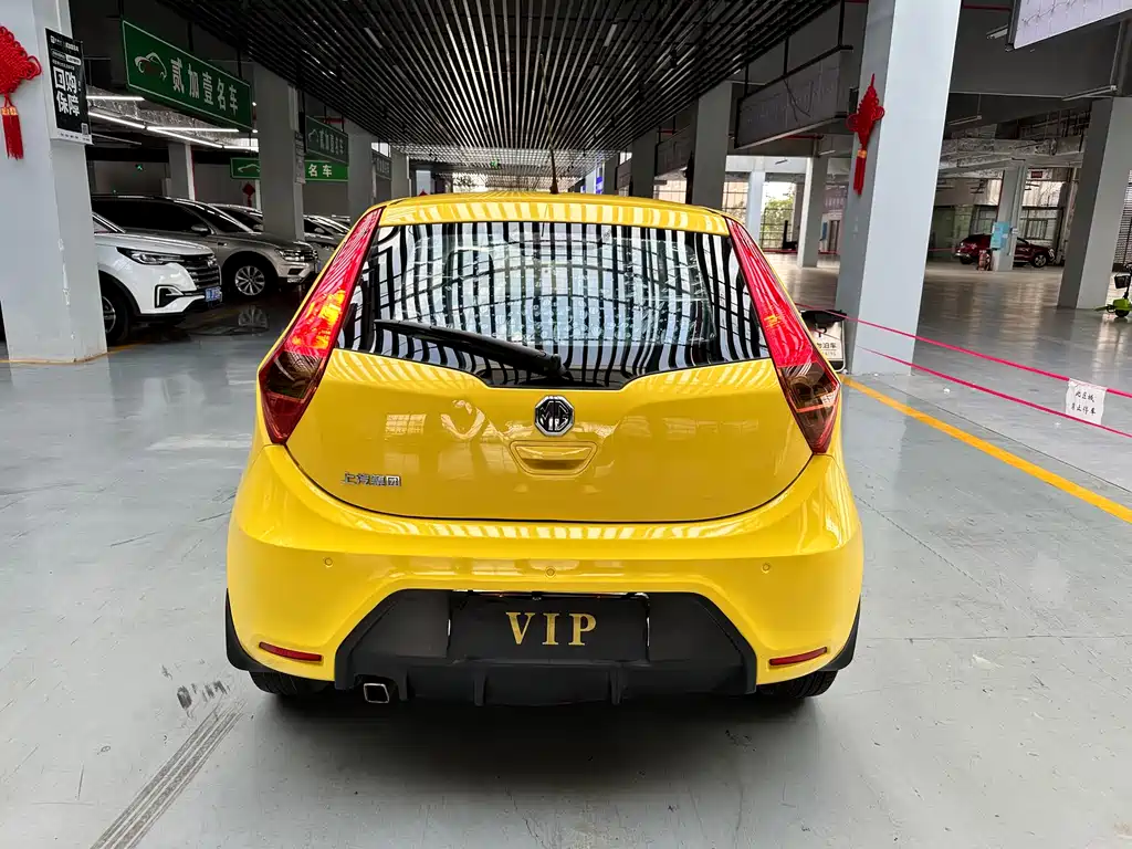 MG 3 1.5 L AMT Elite