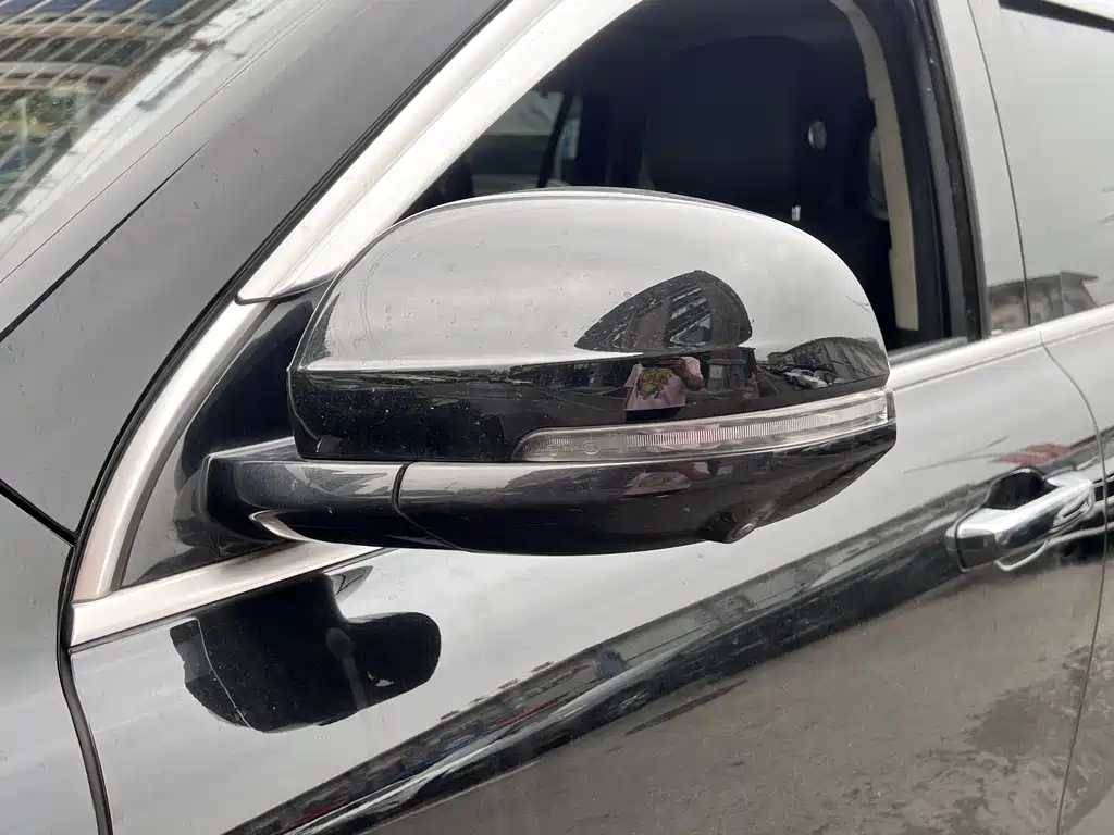 Tank 500 3.0 T Sport Realm 5-seat