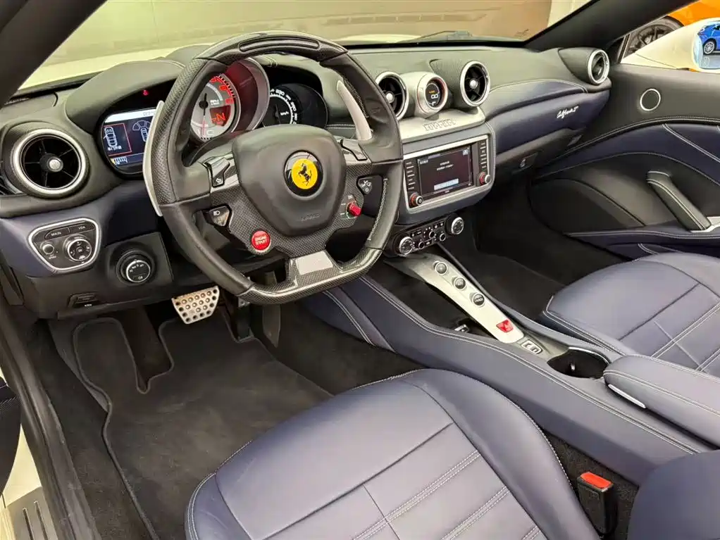 California T 3.9 T Standard