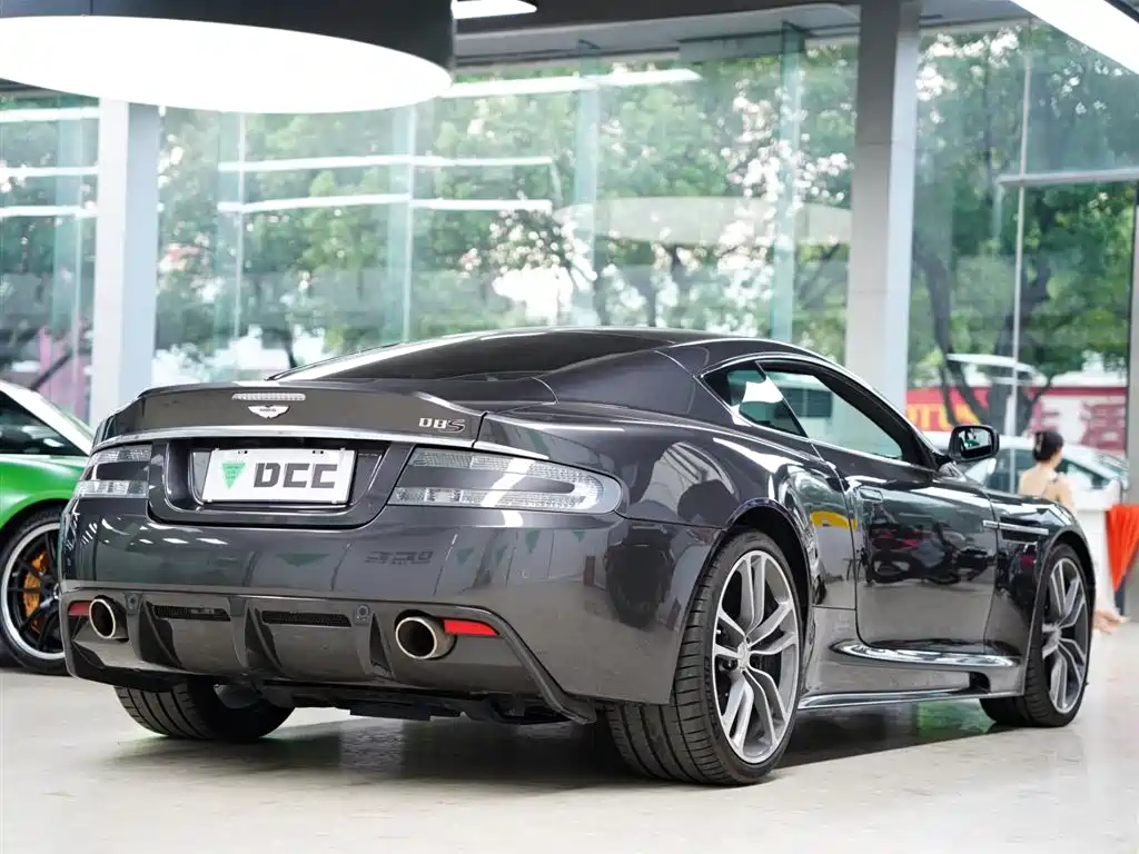 Aston Martin DBS 6.0 Touchtronic Coupe