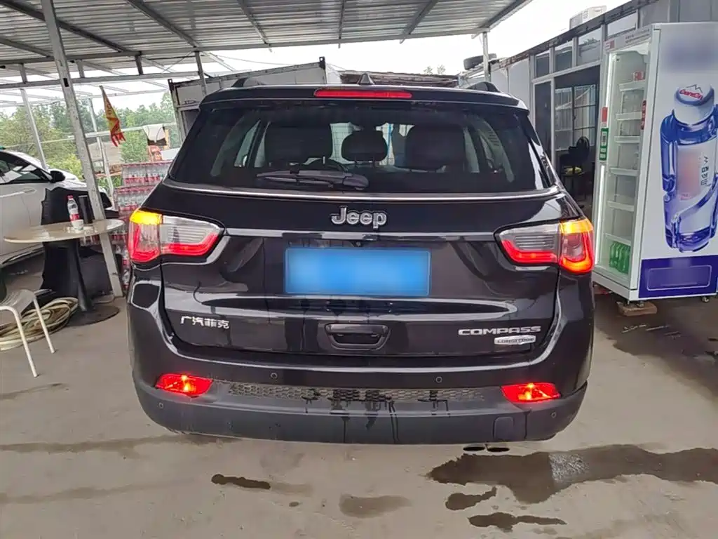 Compass 200 T Auto Home Enjoyment