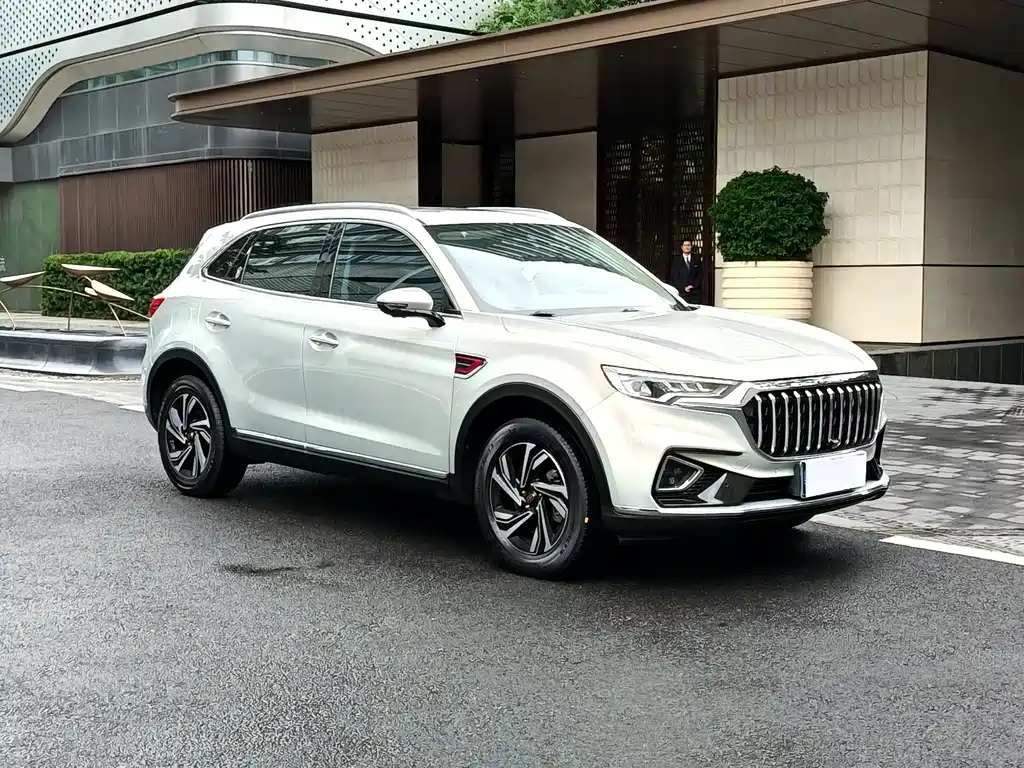 Hongqi HS5 2.0 T Connected Flagship Enjoyment