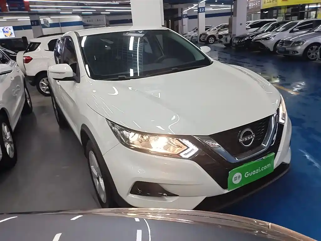 Qashqai Classic 2.0 L CVT XV Comfort