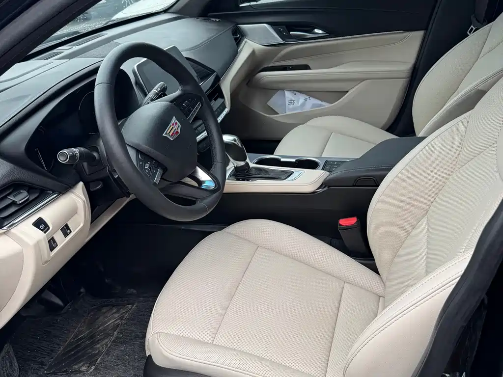 Cadillac CT4 25 T Luxury