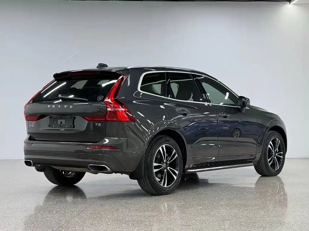 Volvo XC60 T5 4 WD Smart Vision CN-VI