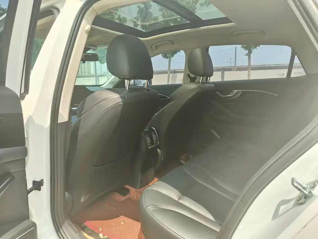 Besturn B70 3 rd Gen 1.5 T Auto Pleasure
