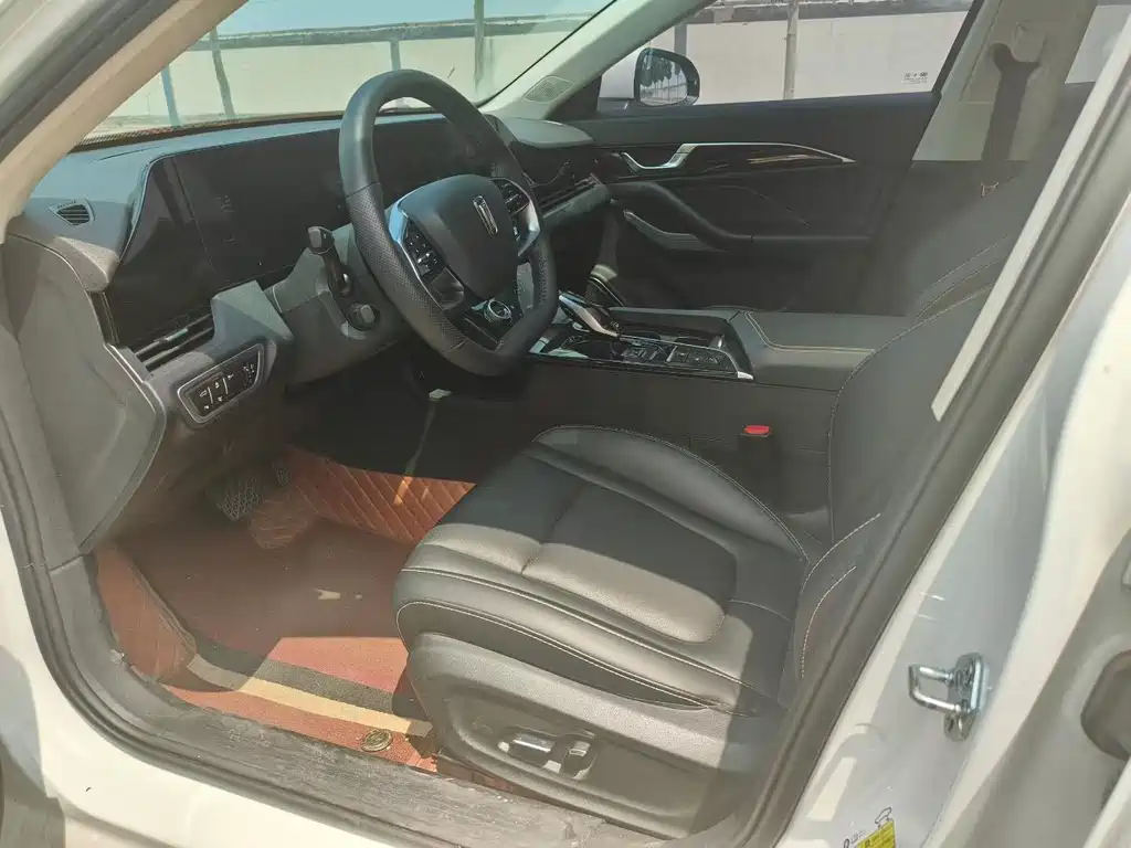Besturn B70 3 rd Gen 1.5 T Auto Pleasure