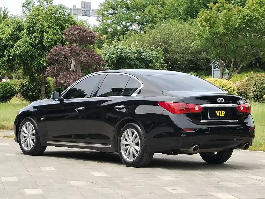 Infiniti Q50 L 2.0 T Joy