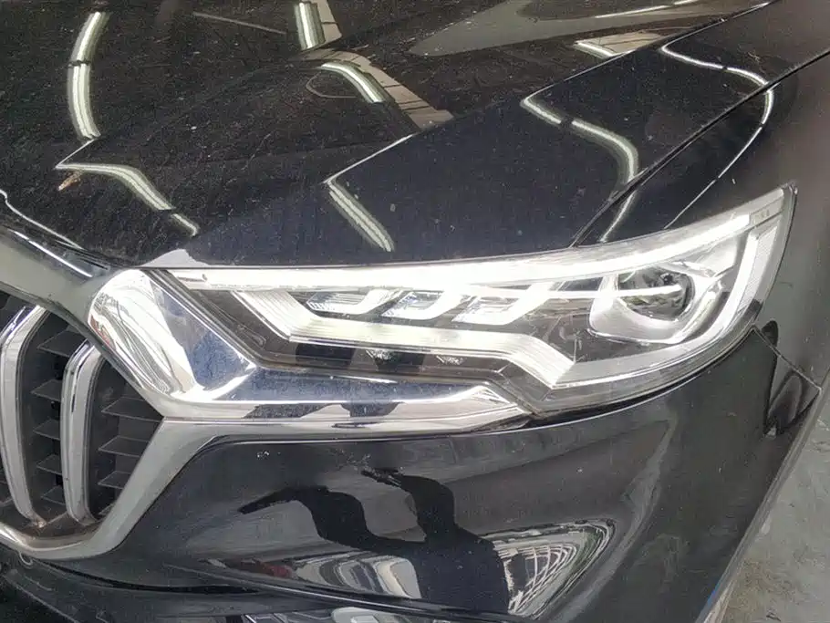 Hongqi HS5 2.0 T Connected Flagship Enjoyment